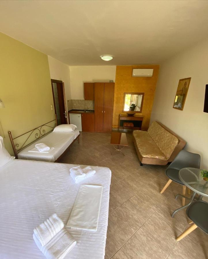 Guesthouse Anestis Angistron Ngoại thất bức ảnh